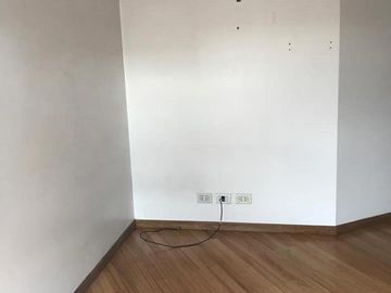 Excelente ubicación. Impecable 3 ambientes, sin expensas