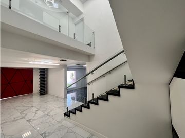Casa contemporánea, Pregunte por los planes de financiamiento directo