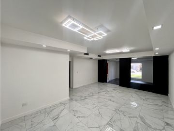 Casa contemporánea, Pregunte por los planes de financiamiento directo