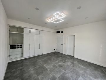 Casa contemporánea, Pregunte por los planes de financiamiento directo