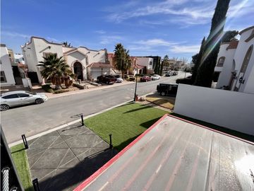 Casa contemporánea, Pregunte por los planes de financiamiento directo