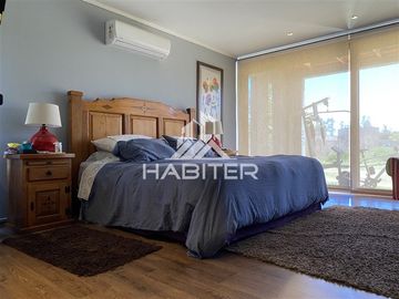 Linda casa en venta en condominio, Zapallar Curicó (40160)