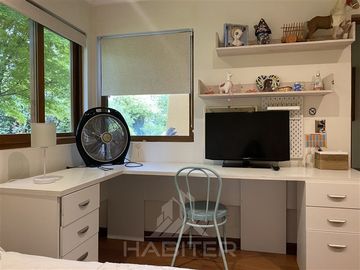 Casa en venta de 5 dorm. en Curicó (37320)