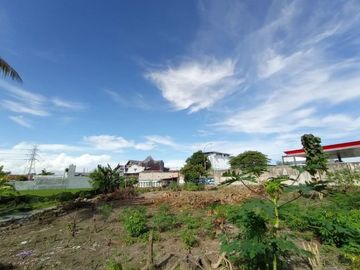 Utara UGM, Bangun Rumah Irit 300 Juta: Banteng Permai 3