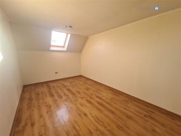 Casa en arriendo Valle Lo Castillo, Machalí, Rancagua