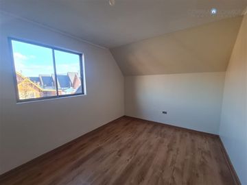 Casa en arriendo Valle Lo Castillo, Machalí, Rancagua