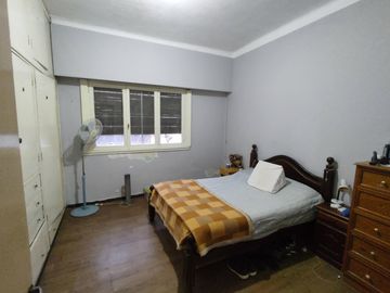 Venta Casa 3 ambientes y monoambiente en Morón