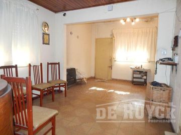 Casa en Venta en Ezpeleta Este