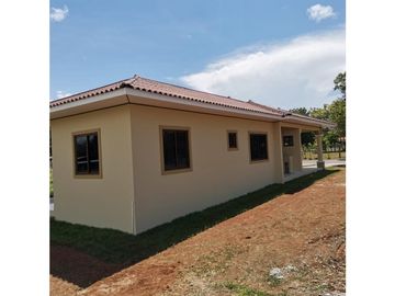 Se Vende Casa Nueva en Las Tablas  