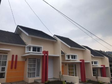 Cash 295jtan Rumah mewah cantik ala villa sejuk murah di padalarang