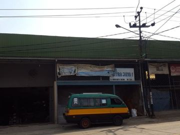 DIJUAL RUKO MATRIAL DAN RUMAH 3 LANTAI DENGAN MURAH
