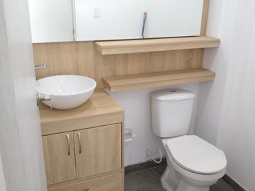 casa en venta en niza. Cod V12073