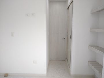 casa en venta en niza. Cod V12073