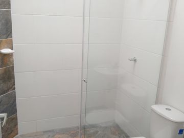 casa en venta en niza. Cod V12073