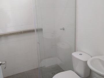 casa en venta en niza. Cod V12073
