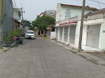 Dijual Hitung Tanah Rumah Usaha di Taman Pondok Indah Wiyung