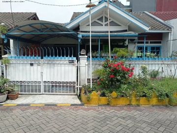 Rumah di Rungkut Mapan Barat, Murah, Row 2 Mobil