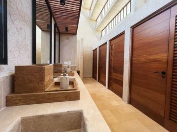 Villa con alberca privada, en residencial con casa club, parque sensorial, spa,