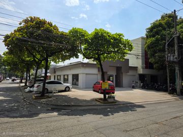 comercial (casa para comercio) en arriendo en urbanización la flora. Cod A9191266