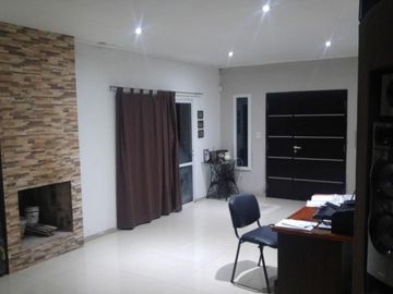 OPORT UNICA!!CASAQUINTA A ESTRENAR 6 AMB.EST.MINIMALISTA, PISCINA QUINCHO+DEPTO A 1 CDRA DE M.FIERRO