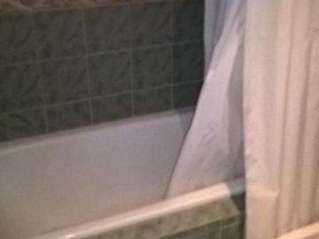 HERMOSA CASA -QUINTA EN DOS PLANTAS A METROS DE AV. PTE.PERON