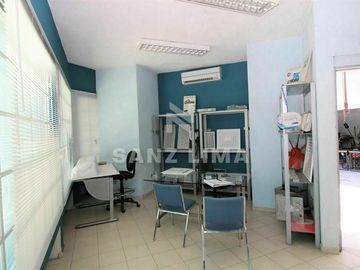 16 DE SEPTIEMBRE: COMPLETISIMO LOCAL COMERCIAL TALLER Y OFICINA,