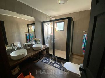 Casa en Venta en Lago Colbún