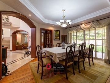 Casa en Venta dentro de coto en Puerta de Hierro Zapopan Lujo