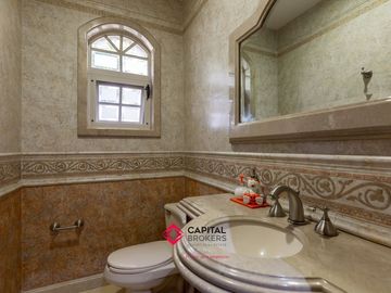 Casa en Venta dentro de coto en Puerta de Hierro Zapopan Lujo