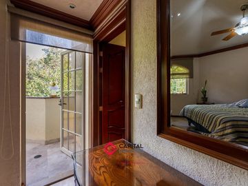 Casa en Venta dentro de coto en Puerta de Hierro Zapopan Lujo