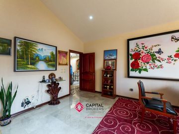Casa en Venta dentro de coto en Puerta de Hierro Zapopan Lujo