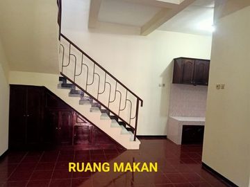 Rumah Dijual Babatan Pratama *HN