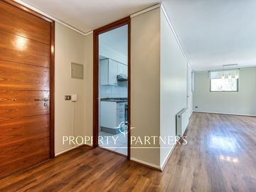 Departamento en Camino Central rodeado de áreas verdes, excelente conectividad.