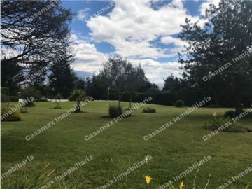 QUINTA EN VENTA PUEMBO 10.400 M2 JARDINES RESERVORIO EXCELENTE SECTOR