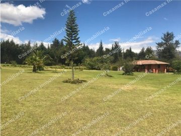 QUINTA EN VENTA PUEMBO 10.400 M2 JARDINES RESERVORIO EXCELENTE SECTOR