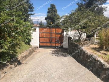 QUINTA EN VENTA PUEMBO 10.400 M2 JARDINES RESERVORIO EXCELENTE SECTOR