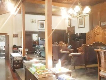 Rumah Etnik Jawa Dalam Benteng Keraton Yogyakarta
