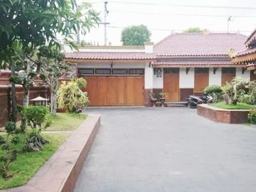 Rumah Etnik Jawa Dalam Benteng Keraton Yogyakarta