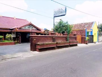 Rumah Etnik Jawa Dalam Benteng Keraton Yogyakarta