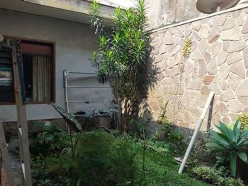 Rumah Lama Hitung Tanah di Sayap Buahbatu Bandung