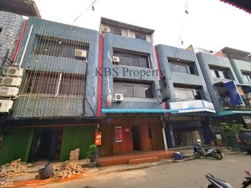 9 Bedroom Commercial for sale
