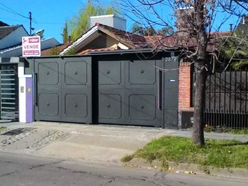 Chalet PH en venta en Castelar Norte