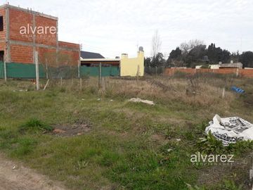 Casa 3 Ambientes Venta La Reja