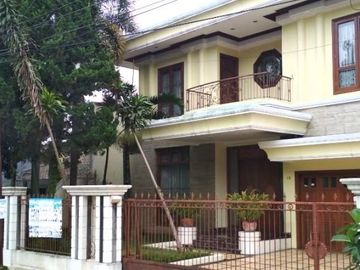 Rumah Lux 2 lantai Sukahaji sayap Gegerkalong Bandung Utara