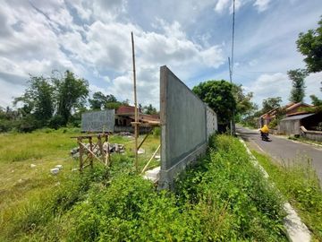 RUMAH MEWAH CANTIK 2 LANTAI LOKASI STRATEGIS DI JAKAL