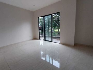 Jual Rumah Minimalis Modern Siap Huni di Cluster Bukit Golf Hijau Sentul City