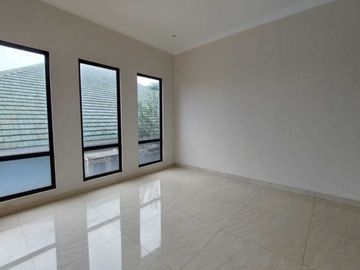 Jual Rumah Minimalis Modern Siap Huni di Cluster Bukit Golf Hijau Sentul City