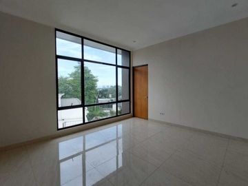 Jual Rumah Minimalis Modern Siap Huni di Cluster Bukit Golf Hijau Sentul City