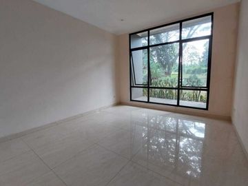 Jual Rumah Minimalis Modern Siap Huni di Cluster Bukit Golf Hijau Sentul City