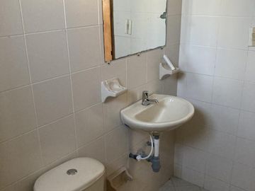 apartamento en arriendo/venta en villa santos. Cod V101205